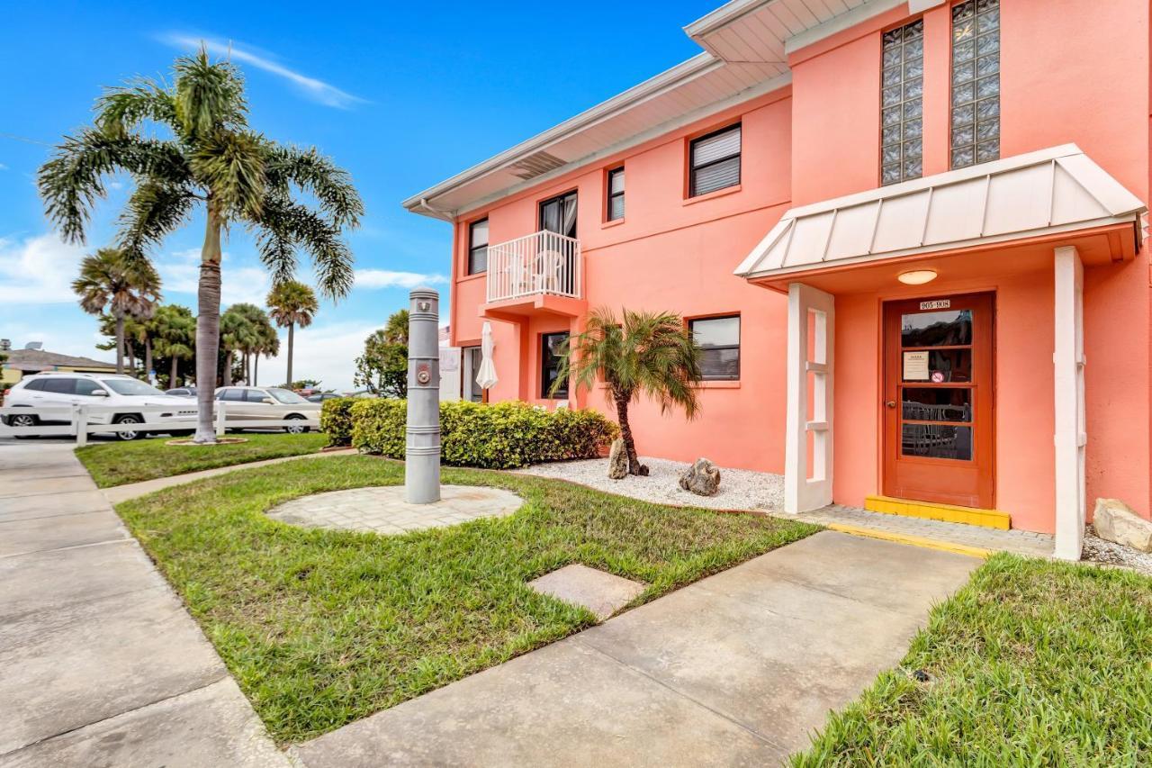 Gulf Winds Resort By Travel Resort Services St. Pete Beach Buitenkant foto