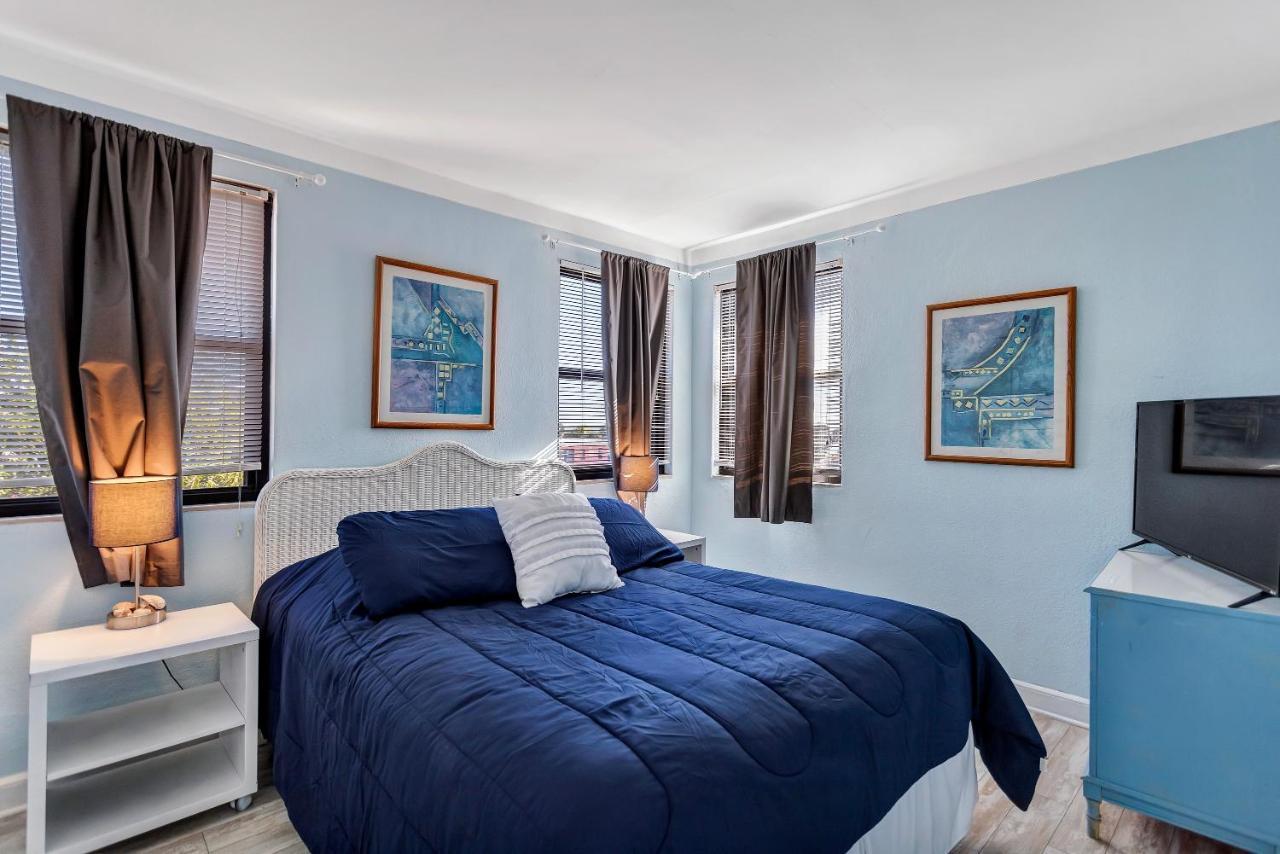 Gulf Winds Resort By Travel Resort Services St. Pete Beach Buitenkant foto