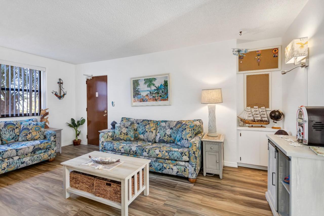 Gulf Winds Resort By Travel Resort Services St. Pete Beach Buitenkant foto